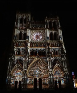 Colorisation de la cathédrale d'Amiens