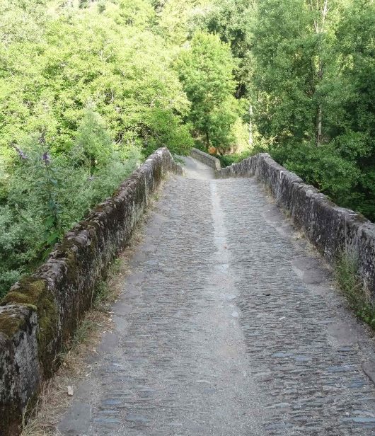 Pont romain à Conques