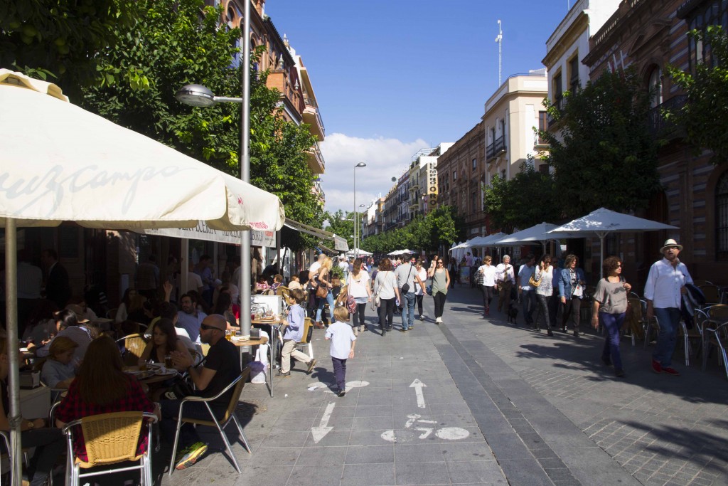 Rue piétonne à Séville