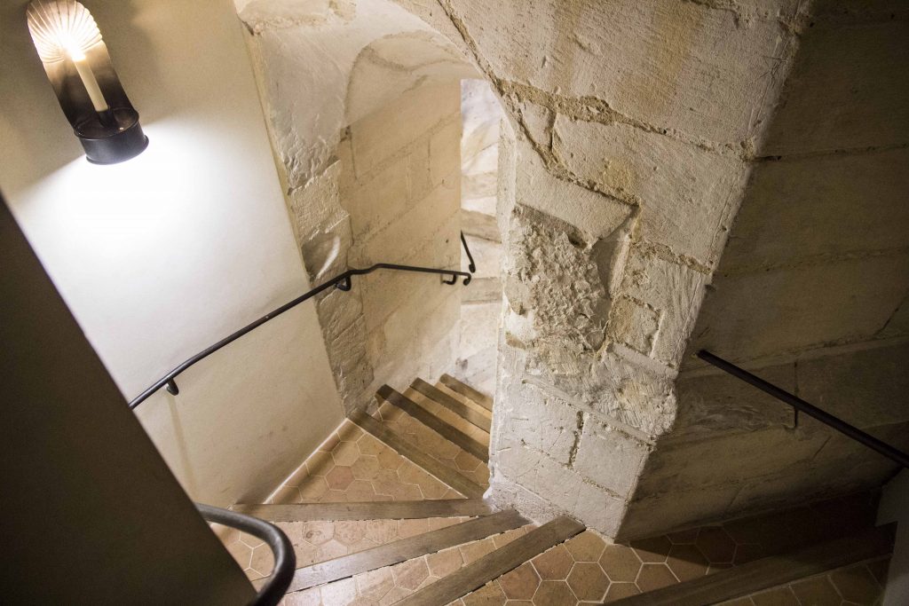 Escalier de l'Historial Jeanne d'Arc